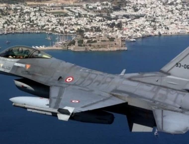 Τουρκικά μαχητικά πέταξαν πάνω από το Κουνελονήσι και το Φαρμανονήσι - Η Άγκυρα συντηρεί την ένταση στο Αιγαίο